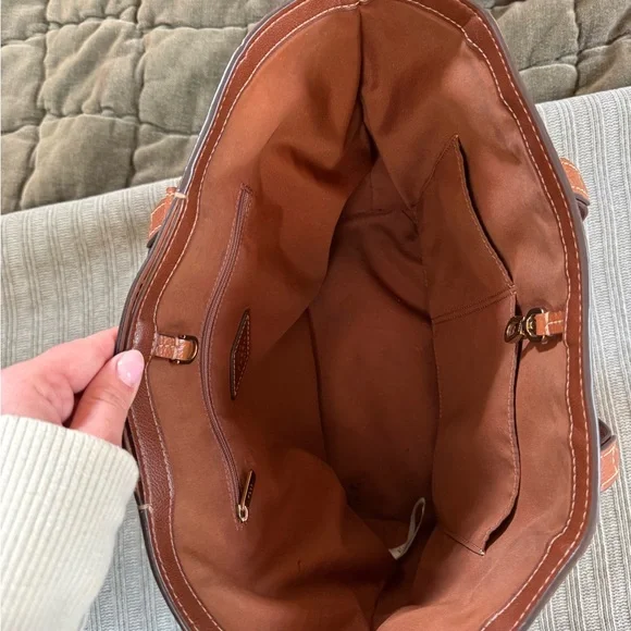 Fossil Rich Brown Leather Tote - Picture 4 of 11